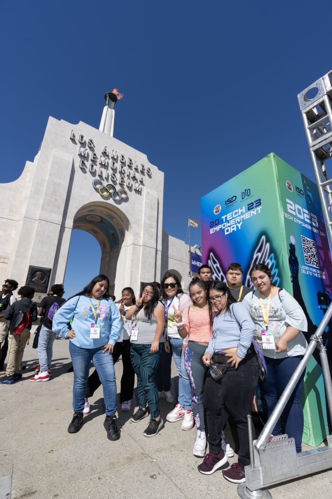 Los Angeles County ISD Delete the Divide hosts 6,000 high school and middle students for Tech Empowerment Day 2023 at Los Angeles Coliseum on Oct. 4, 2023. (Mayra B. Vasquez/ Los Angeles County)