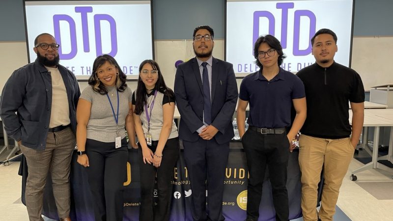 interns and supervisors at recruitment event