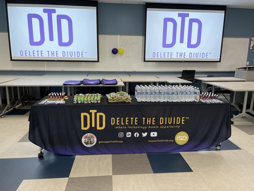 dtd booth at recruitment fair